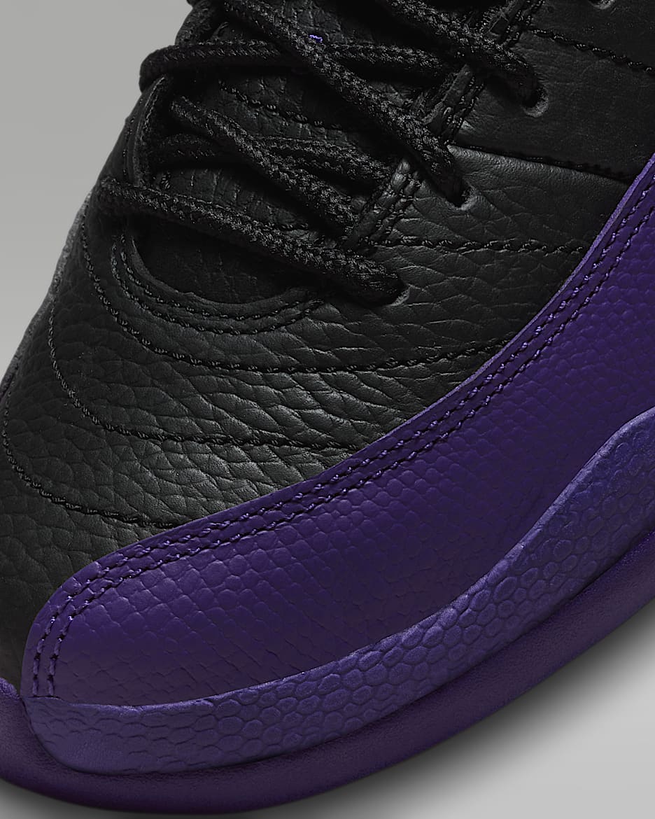 Air Jordan 12 Retro Big Kids Shoes. Nike